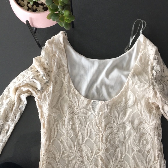 Ivory Lace Long Sleeve Boho Dress - Picture 5 of 8